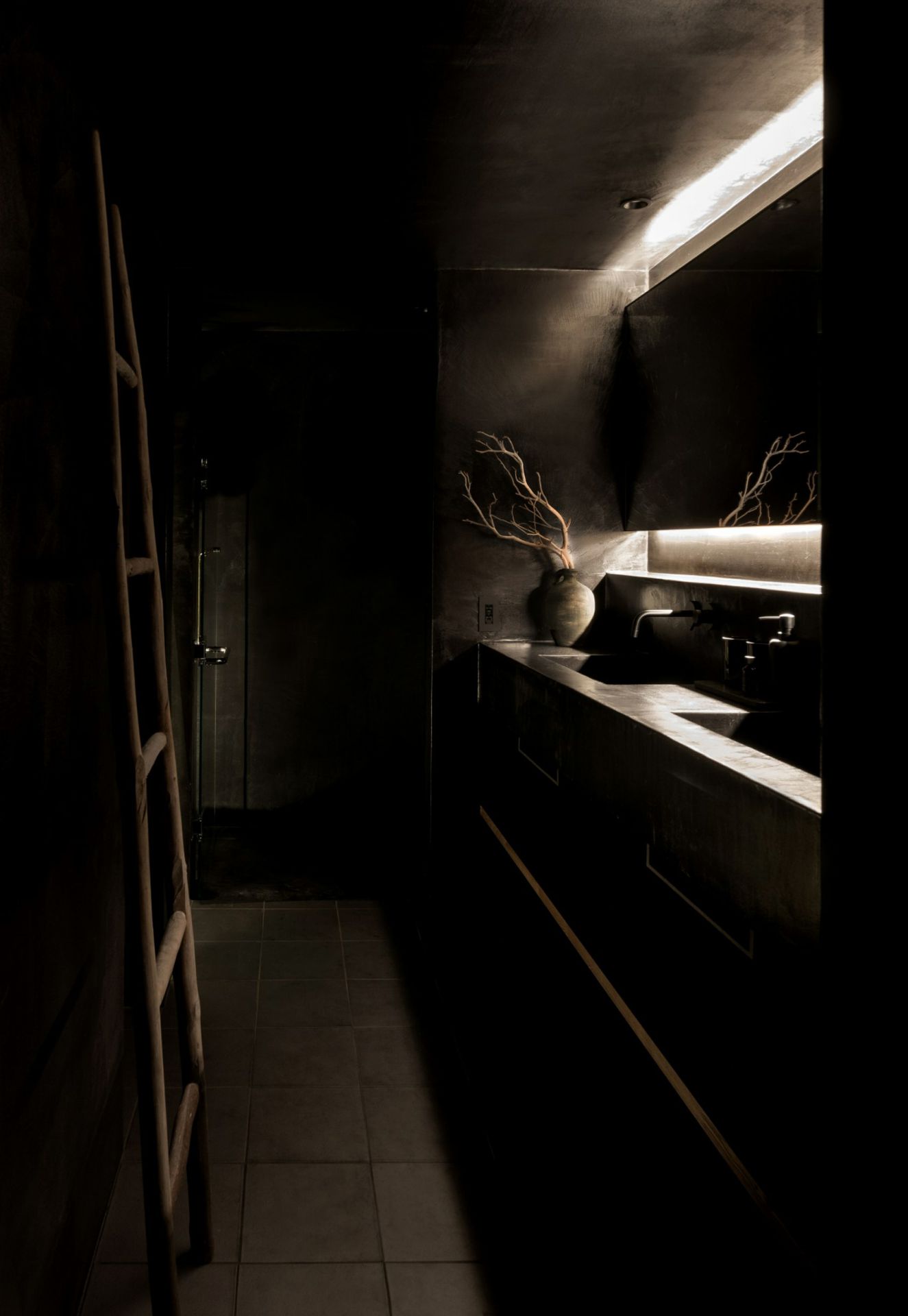 maana-kamo-uoya-shigenori-interiors-hotel_dezeen_1704_col_3.jpg maana-kamo-uoya-shigenori-interiors-hotel_dezeen_1704_col_3.jpg
